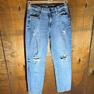 A.n.a midrise Boyfriend jeans